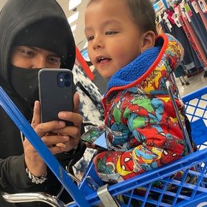 Meet your Posher, Jovani